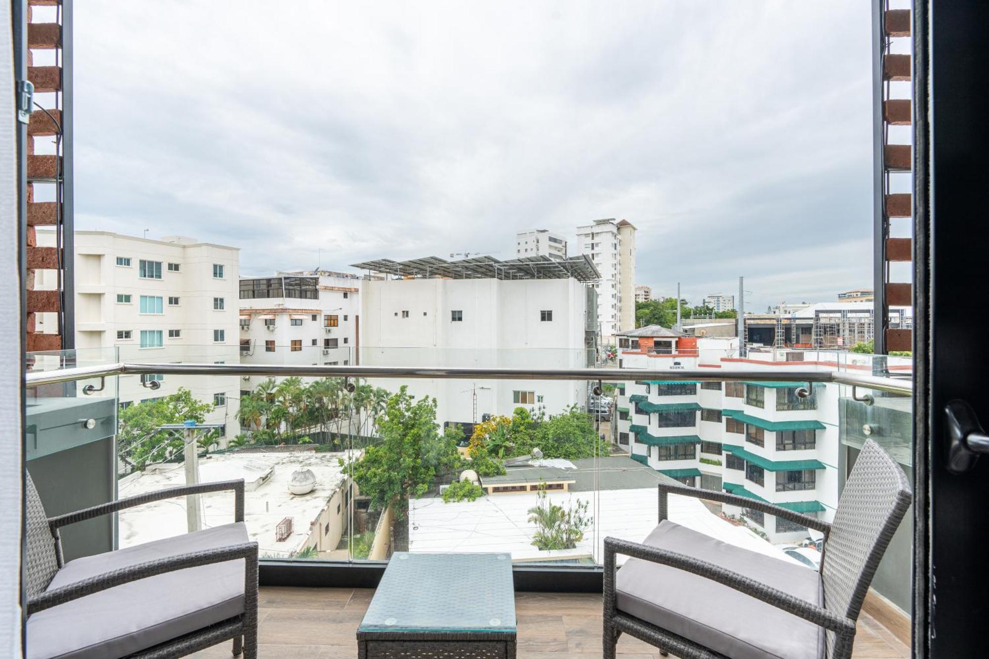 Modern Luxury Condo With Rooftop Pool & Gym Santiago De Los Caballeros Buitenkant foto