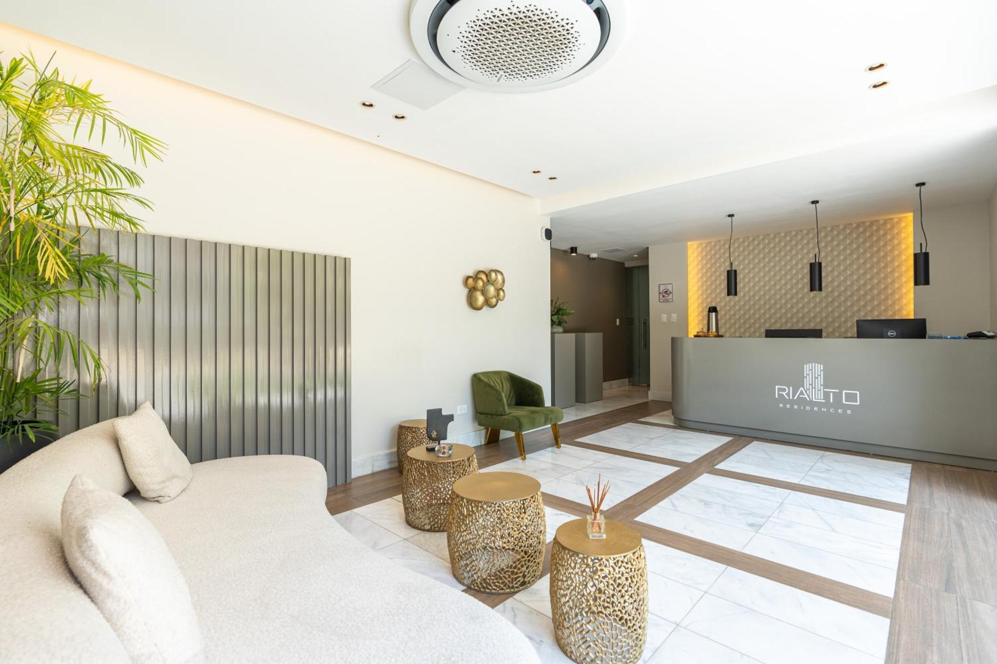 Modern Luxury Condo With Rooftop Pool & Gym Santiago De Los Caballeros Buitenkant foto