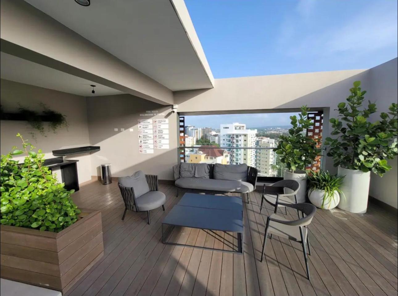 Modern Luxury Condo With Rooftop Pool & Gym Santiago De Los Caballeros Buitenkant foto